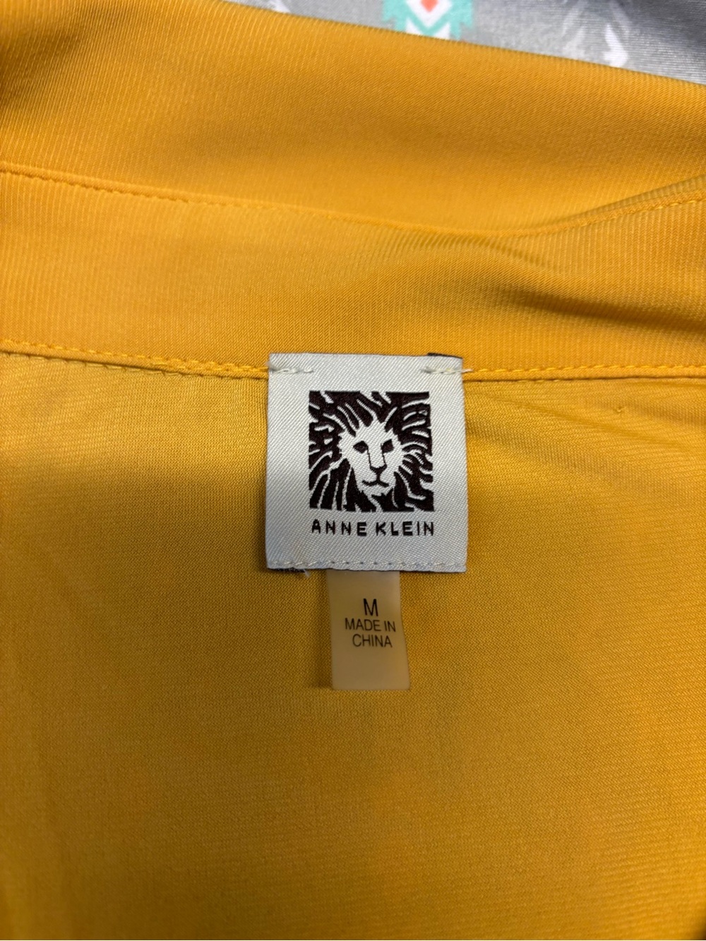 🕸️🪽Anne Klein Mustard Quarter Zip Front Pocket Long Sleeve Top - Picture 2 of 3
